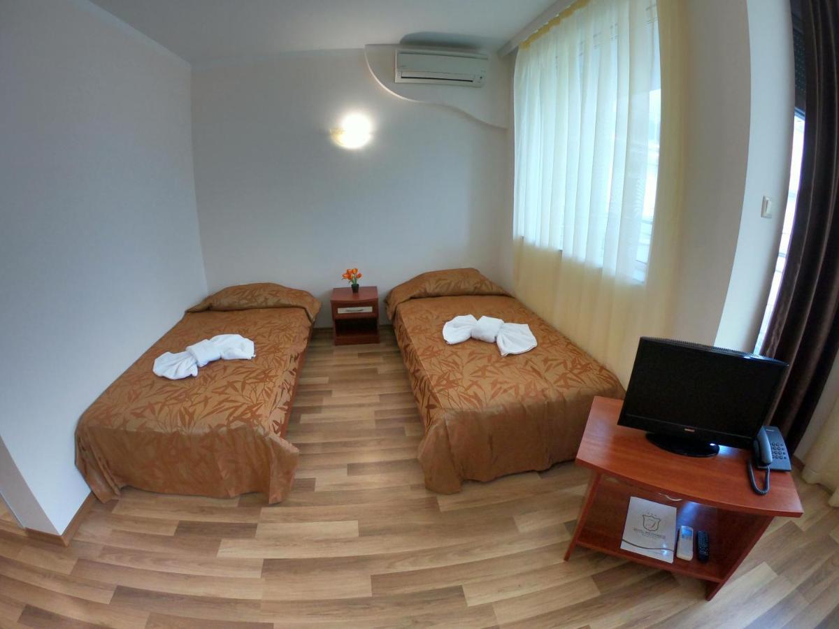 Hotel Incognito Pomorie Exterior foto